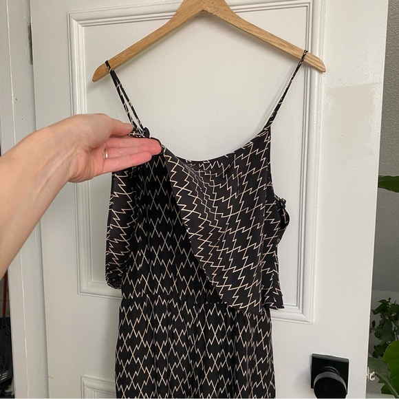 Club Monaco silk jumpsuit - Picture 4 of 7